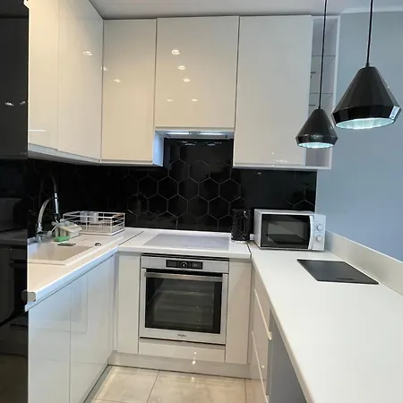 Home3city Black&white Lejlighed