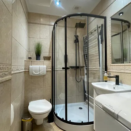 Home3city Black&white Lejlighed