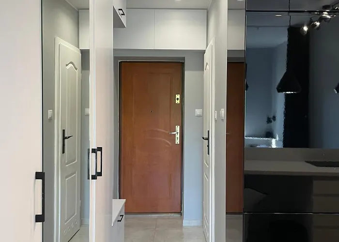 Apartman Home3city Black&white *